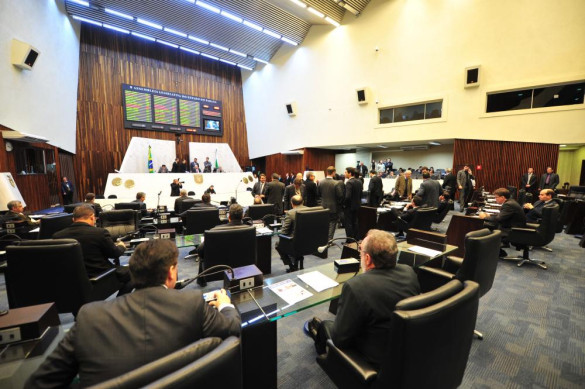 Instituições financeiras e comerciais deverão justificar casos de negativa de crédito aos consumidores