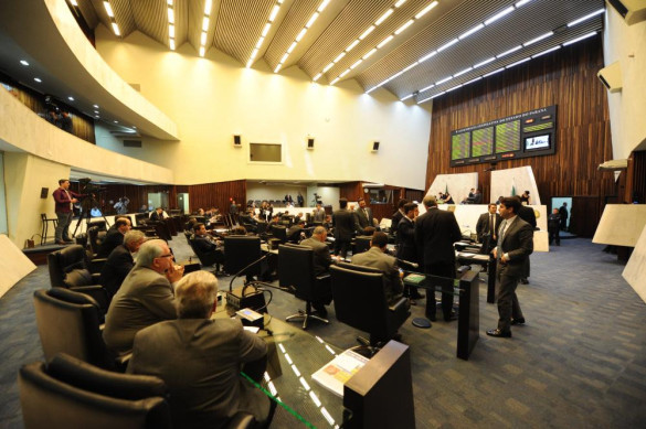 Adiada a votação em Plenário do projeto que cria o Fundo Estadual de Combate à Pobreza