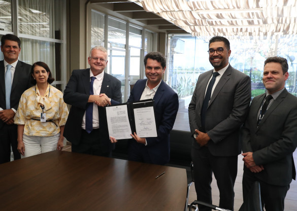 Assembleia Legislativa e TRE-PR firmam acordo para fortalecer a cidadania, a educação política e a valorização das instituições democráticas no Paraná