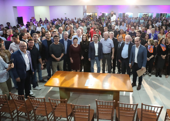 Em Sessão Especial, Assembleia Legislativa recebe reivindicações de Maringá e Região