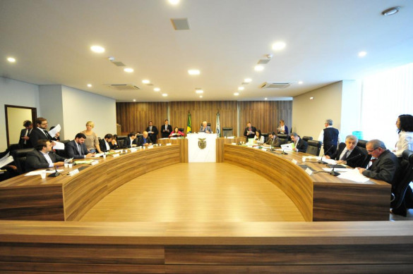 CCJ aprova emendas a projetos do Governo que criam fundos para pequenas e microempresas