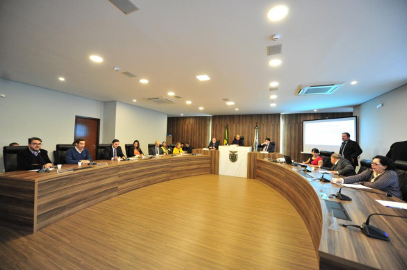 Educação a distância com cursos na área da saúde é debatida em audiência pública na Alep
