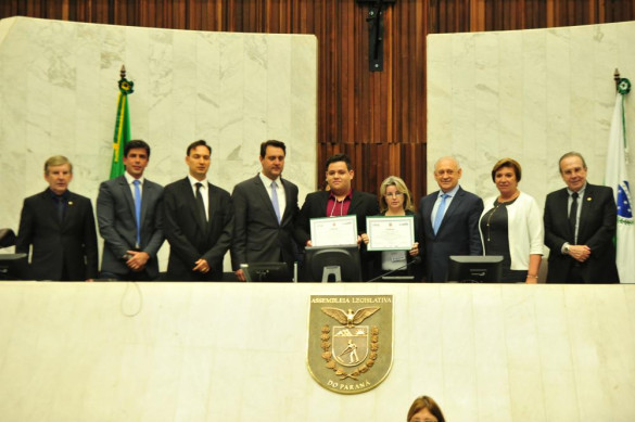 De forma inédita, Geração Atitude premia dois projetos de lei de estudantes do Ensino Médio