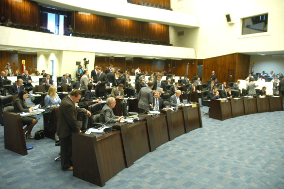 Deputados aprovam oito projetos do Tribunal de Justiça