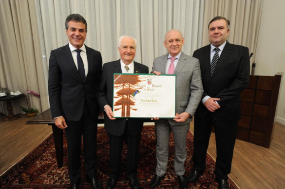 Empresário Alceu Antimo Vezozzo é o mais novo Cidadão Benemérito do Paraná