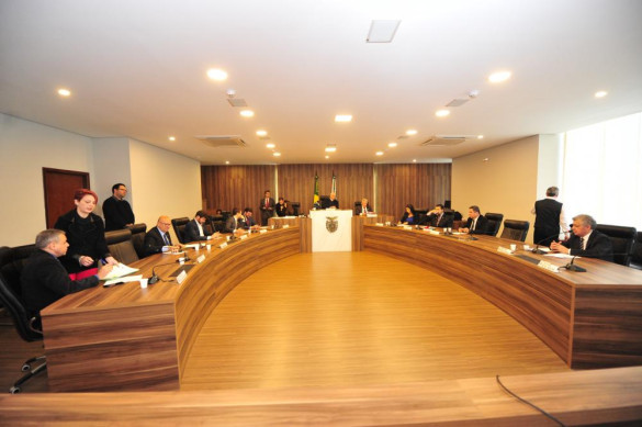 CCJ aprova 21 emendas a projeto que permite ao Executivo utilizar depósitos judiciais