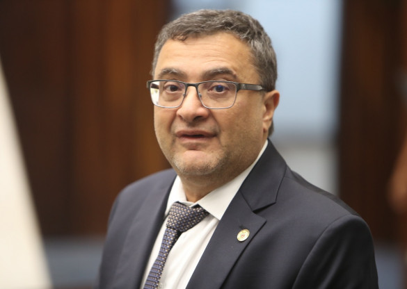 Médicos participam de reunião da Frente Parlamentar do Coronavírus