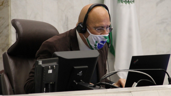 Deputados querem acesso aos estudos do novo modelo de pedágio no Paraná