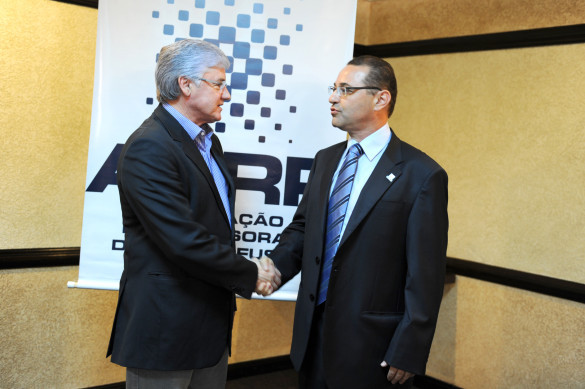 Rossoni destaca importância das emissoras de rádio na consolidação da cidadania