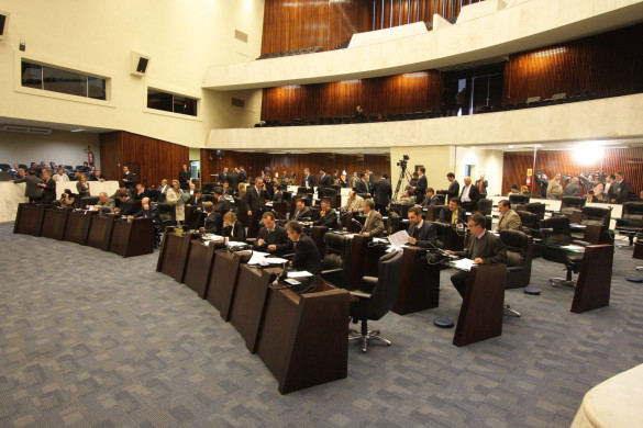 Assembleia aprova oito projetos do Poder Judiciário