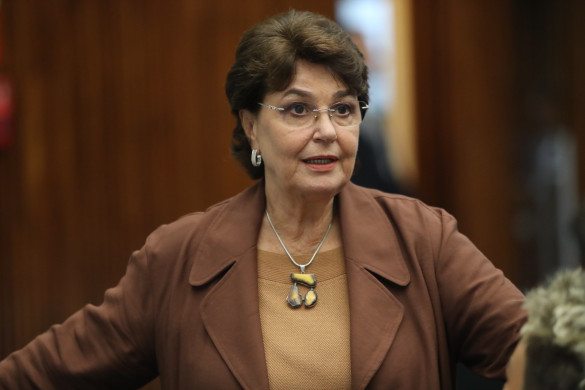 Deputada Cristina Silvestri (PSDB) pede ação do Estado para garantir direitos dos proprietários de terra em Guaíra
