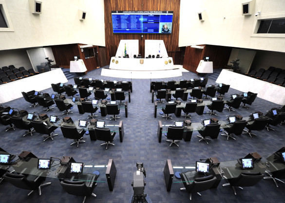 Janela partidária fecha com série de trocas de legendas na Assembleia Legislativa do Paraná