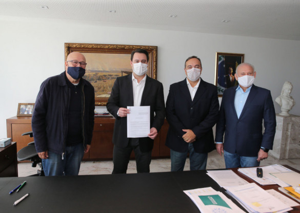 Governador sanciona lei que proíbe corte de luz, água e gás durante a pandemia de Covid-19
