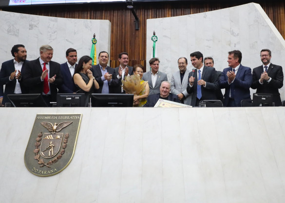 Assembleia Legislativa concede o título de Cidadão Benemérito do Paraná ao engenheiro José Luiz Scroccaro