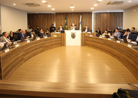 CCJ aprova propostas que ampliam os direitos dos consumidores no Paraná