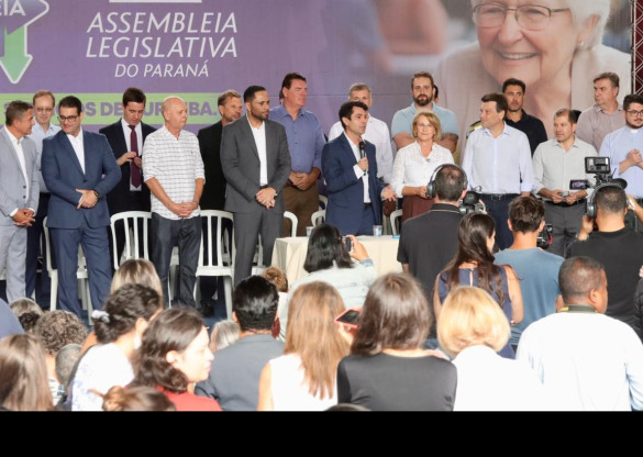 Assembleia nos Bairros passa pela Regional Cajuru e proporciona serviços e cidadania à população