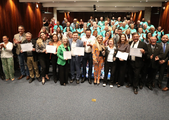 Expo Motorhome e Circuito Caminhos do Paraná são homenageados pela Assembleia