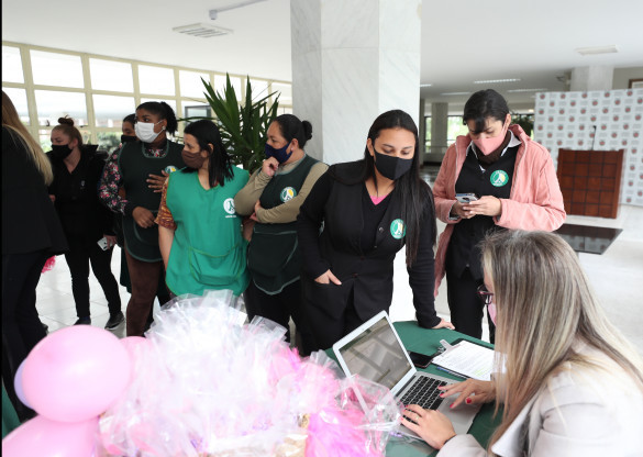 “Eu me cuido” – ação tem o objetivo de cadastrar funcionárias para que tenham acesso a exames