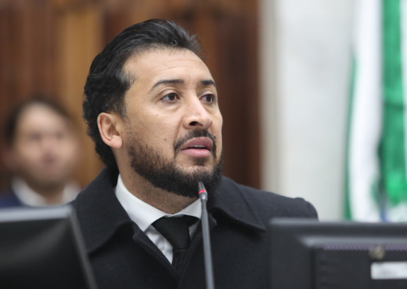 Projeto de lei visa ampliar a acessibilidade em maquininhas de cartão no Paraná