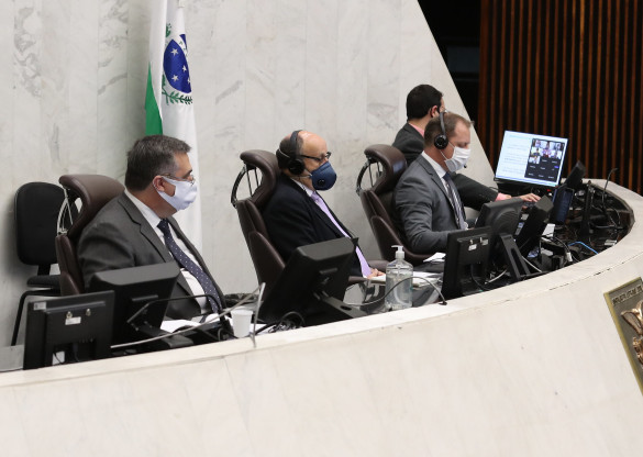 Secretário de Saúde presta contas na Assembleia Legislativa