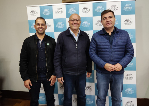 Parceria entre AMP e Assembleia fortalece municípios do Paraná, diz Romanelli
