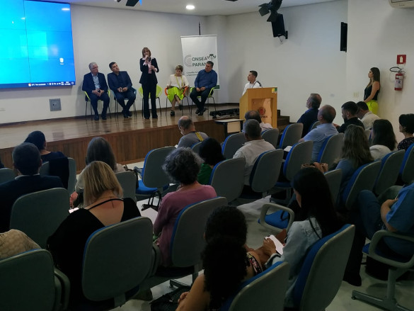 Luciana renova compromissos com a segurança alimentar