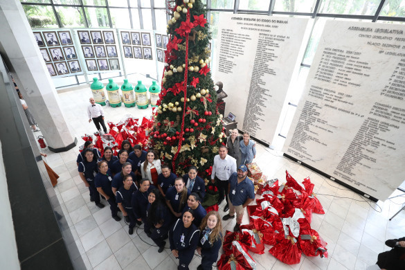 Ação de Natal leva carinho e reconhecimento aos filhos de servidores terceirizados da Assembleia