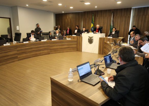 Projeto que prevê coleta, reaproveitamento e distribuição de produtos de uso veterinário avança na CCJ