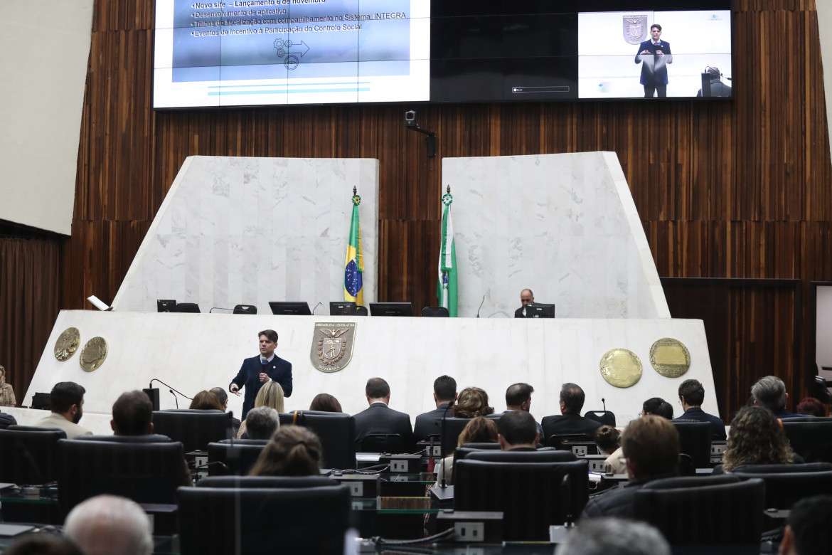 Evento ocorreu ao longo do dia (09/10) no Plenário da Assembleia